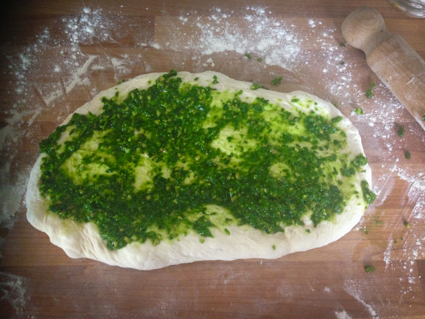 wild garlic pesto bread-1-2
